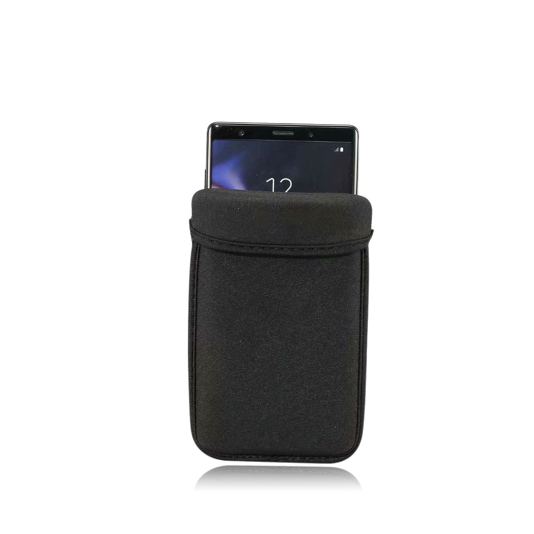 Uniwersalne etui na telefon z  – Oppo A78 recenzja i cena