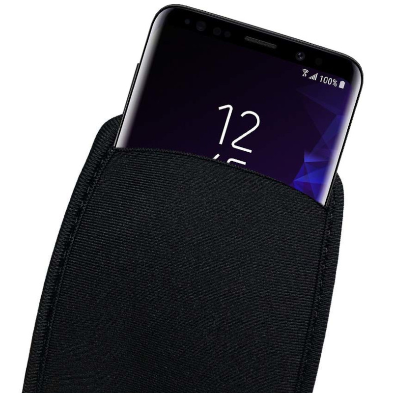 Uniwersalne etui na telefon z  – Oppo A78 recenzja i cena